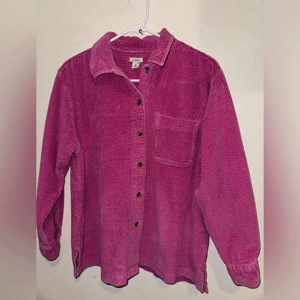 NWOT L.L.Bean women’s Corduroy Button Shirt M